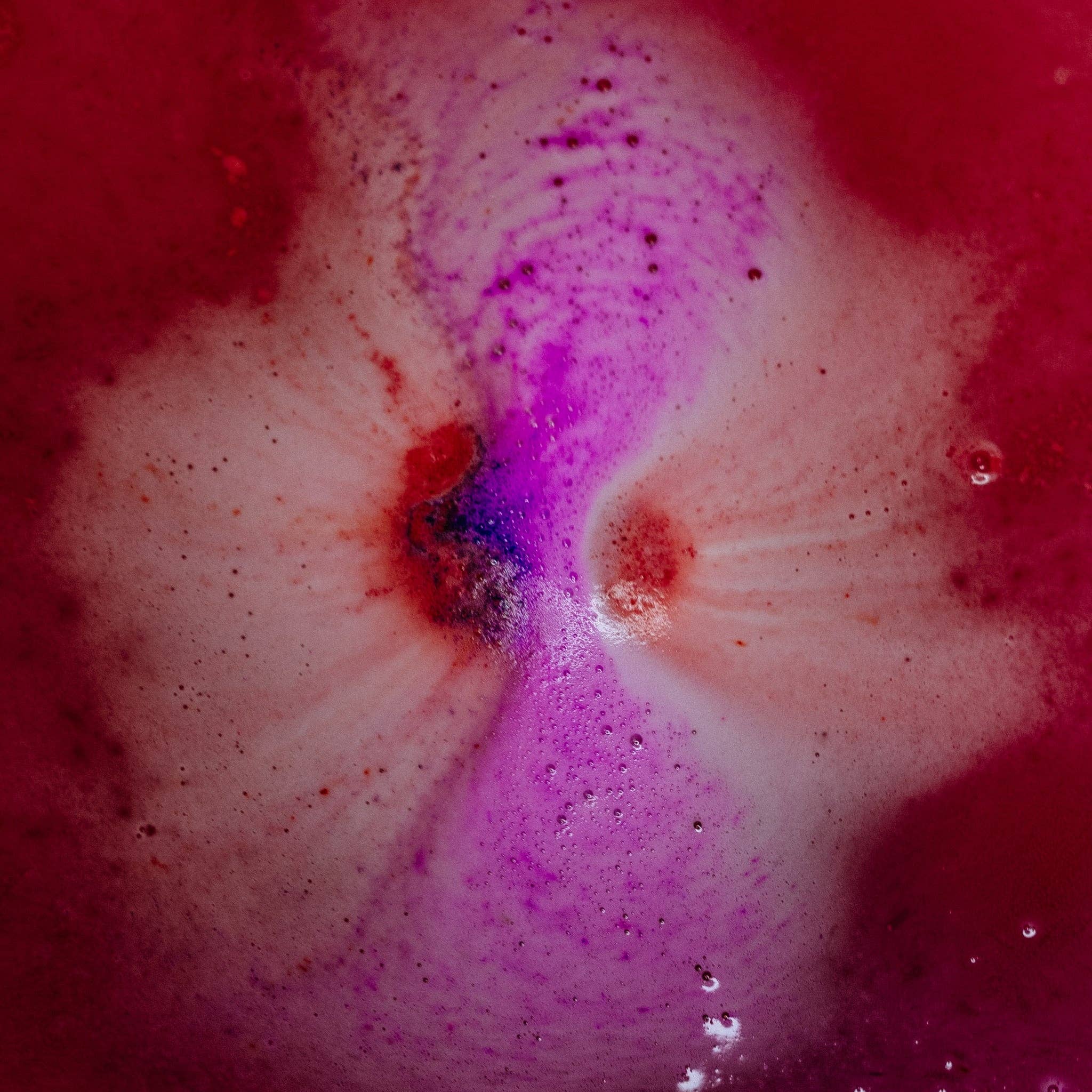 Scentish Raspberry Creme Bath Bomb - Bare and Bubbly Ltd